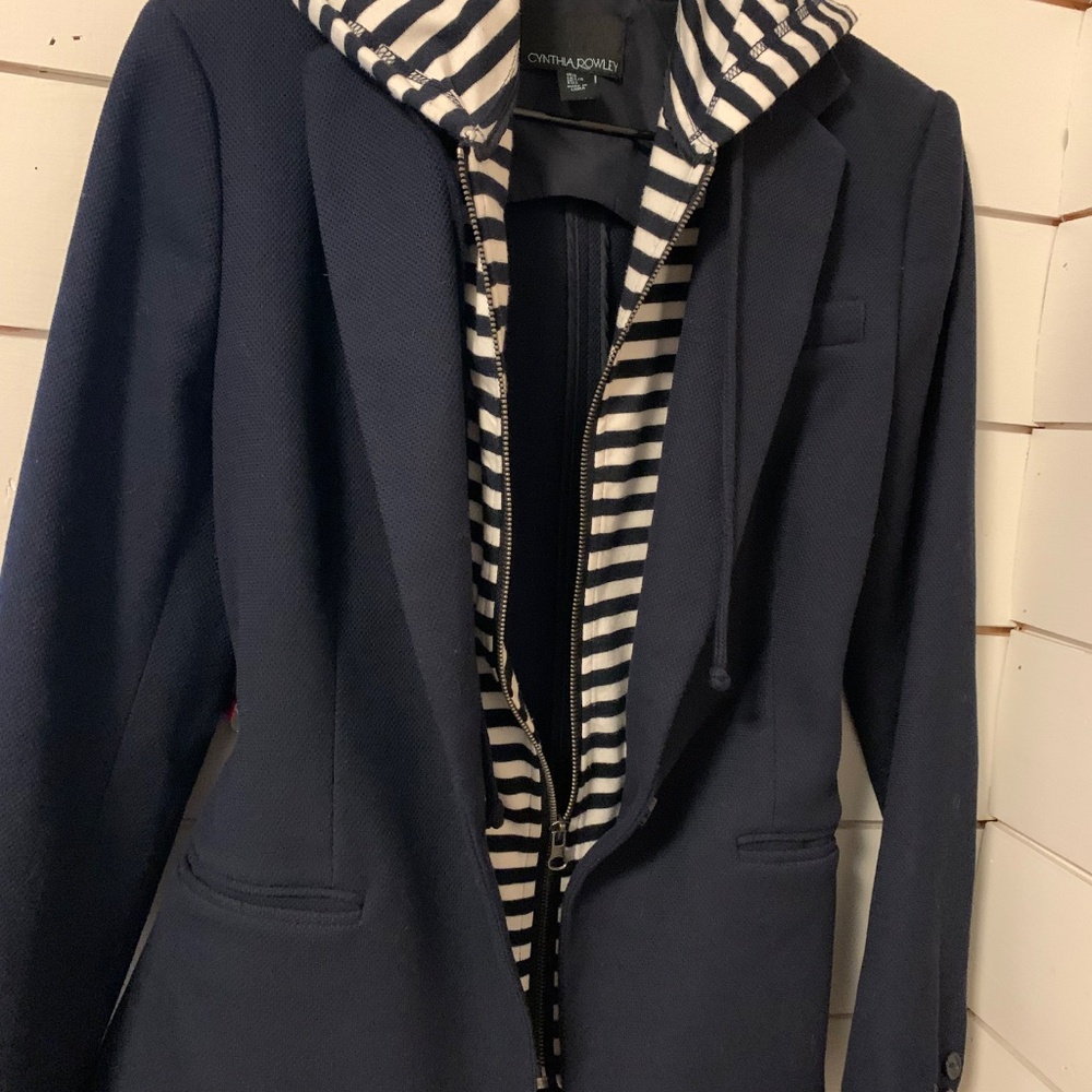 Jacket/Blazer - Picture 10 of 14